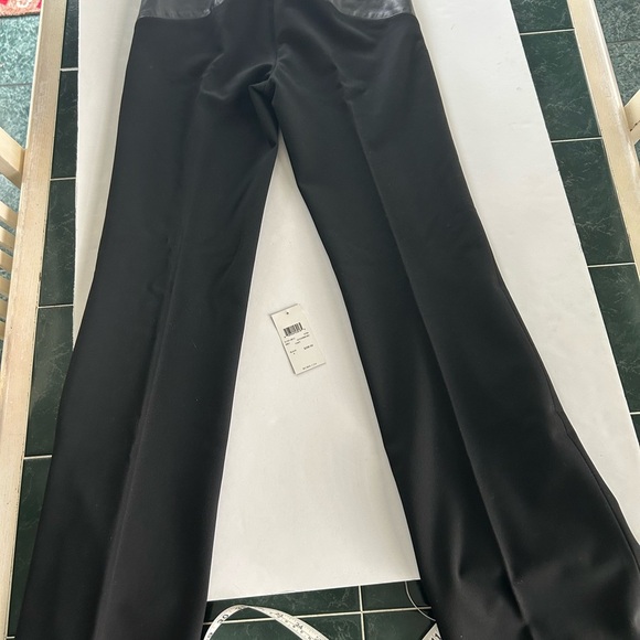 BCBG MAXAZRIA BLACK DRESS PANTS WITH LEATHER TRIM ON WAISTLINE SIZE 4 STUNNING - Picture 12 of 16